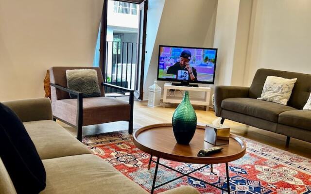 Mayfair Piccadilly Apartment