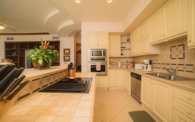 Bella Vista 2D - 3 bdr - 3 1/2 bath