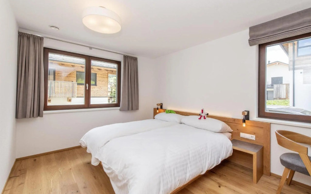 Chalet Vega - Arlberg Holiday Home