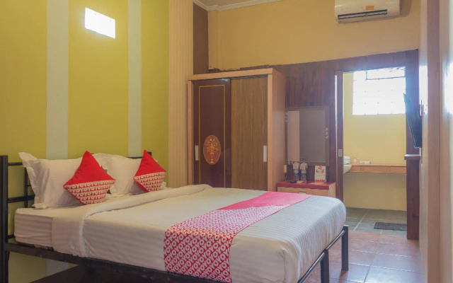 OYO 789 Pelangi Guest House