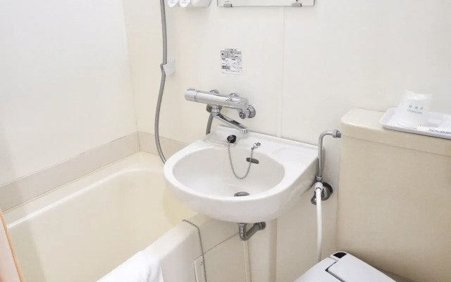 Futsukaichi Green Hotel