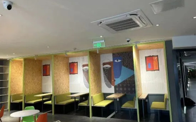 Ashram yaed youth hostel