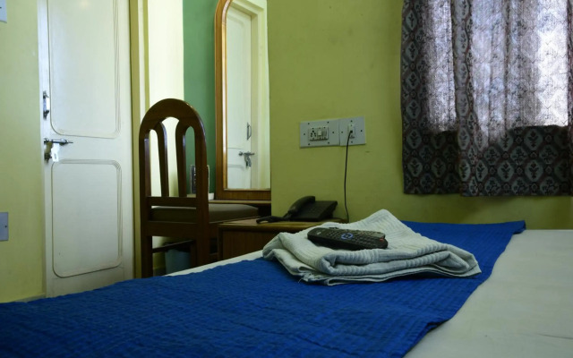 Hotel Bani Park Palace