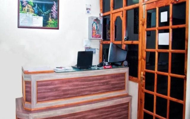 Aditya Home Stay by FabHotels