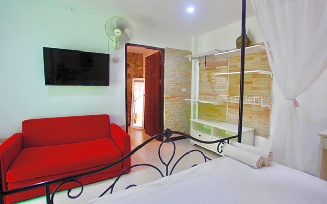 Sunshine Guesthouse and Diving School Room Nr 4