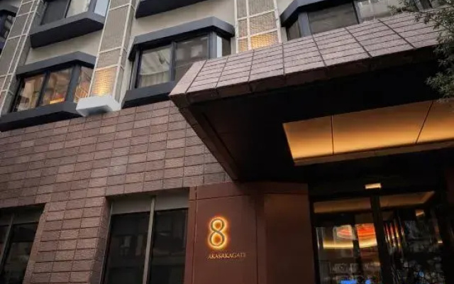Eight Apartment