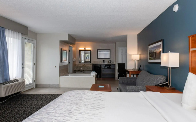 Twin Mountain Inn & Suites