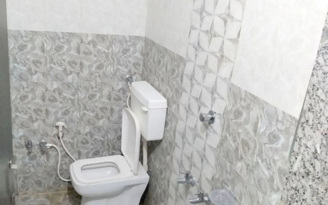 Hotel Gayatri by Sky Stays