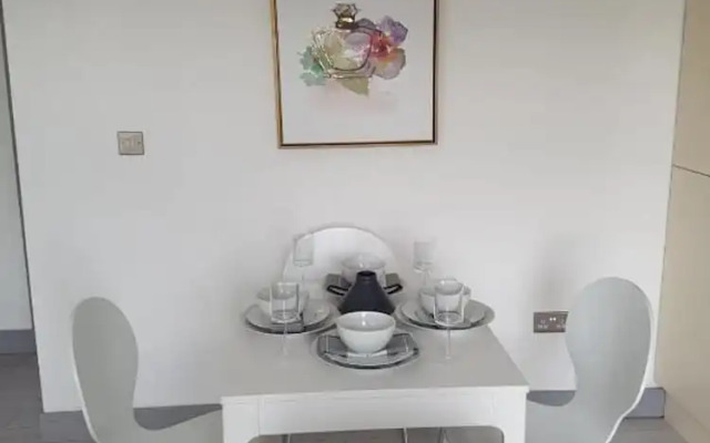 Beautiful 2-bed Apartment in Southend-on-sea