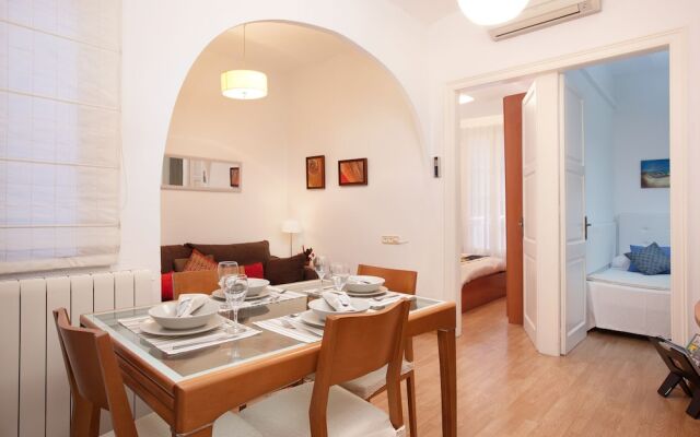 Sagrada Gaudi 2BD