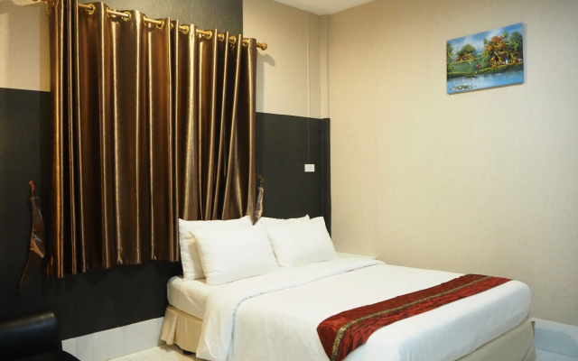 Canal Resort