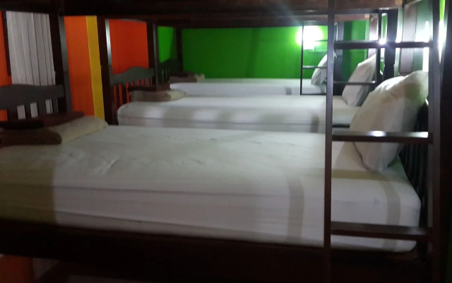 Silla Patong Hostel