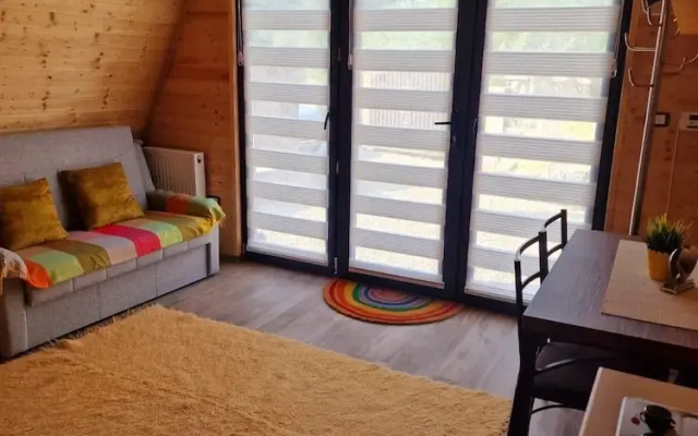 Bucovina-a-framehouse-hottub-fireplace-patio-wifi