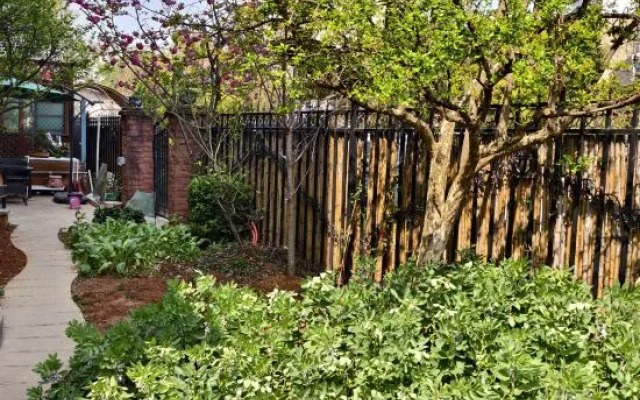 Yihuaxuanting Homestay (Kunming Dianchi Haitang Dam)