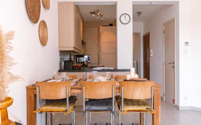 Lovely Sunny Flat Just Near the Beach and the sea