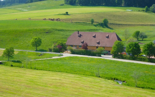 Oswaldenhof V Hrenbach