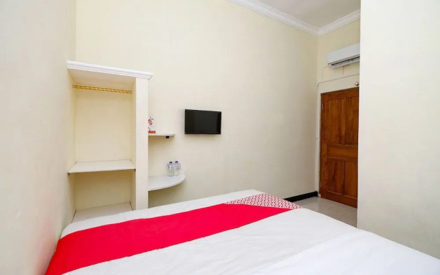 Oyo 2258 Santana Guest House