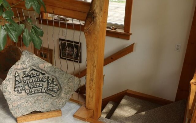 Sunny Rock B&B Haliburton