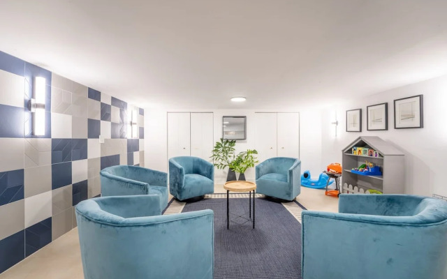 TWO Bedroom Apartment