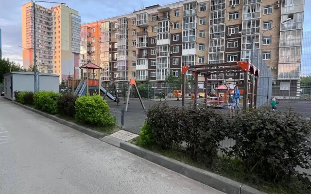 Duet Apartment on Engels Street 27