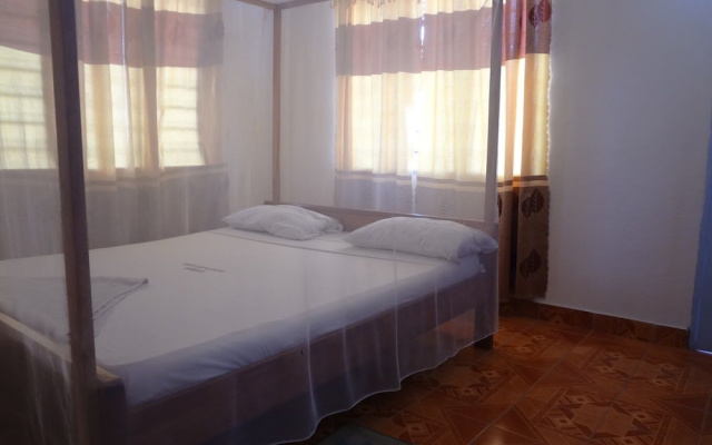 White Castle Hotel Mikindani