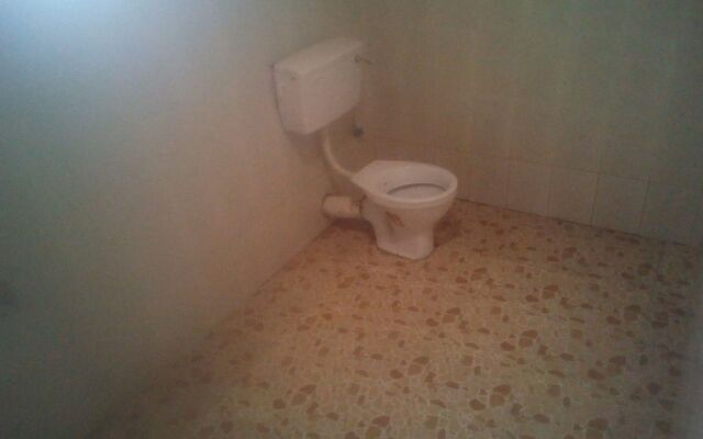 Highway Breeze Restaurant