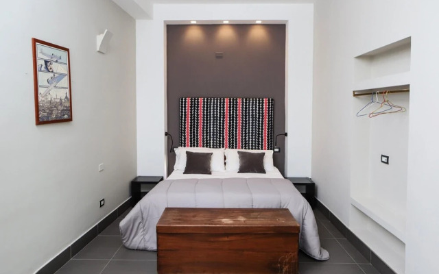 Palazzo Firrao - Stylish Apartment CAV