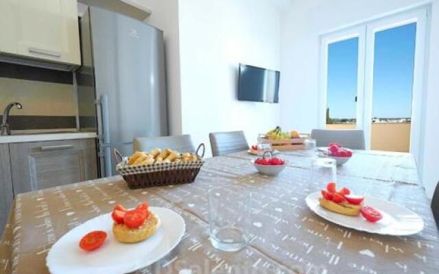 Korinne New Apartment