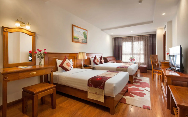 Sq Hang Gai Hotel & Spa