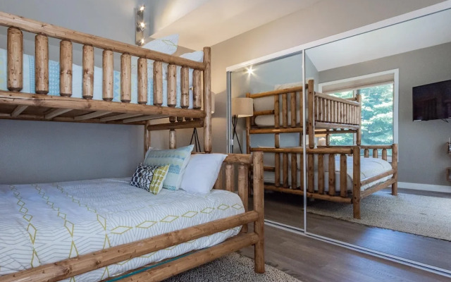 Snowcreek 888 Phase V