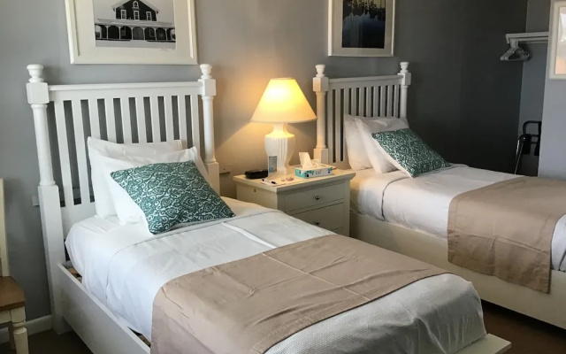 MV Surfside Hotel