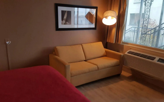Waterfront Inn PHL Airport