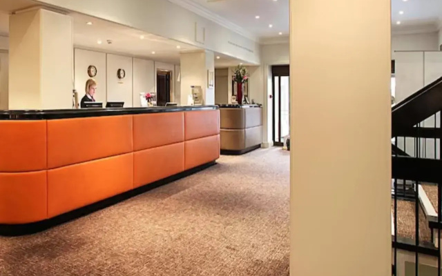 Winchester Wessex Hotel by Sunday