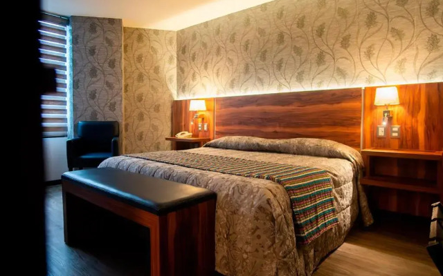 Hotel Parque Satelite