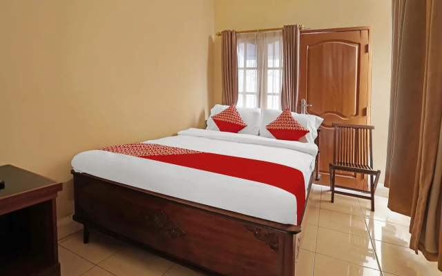 Hotel O Wisma Empat Lima Syariah – Guest Rooms – Palembang