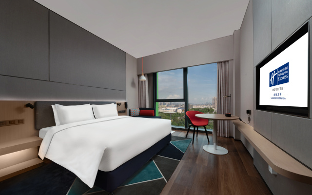 Holiday Inn Express Shenzhen Longhua by IHG – Guest Rooms – Shenzhen