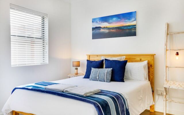 Azure 208 On Big Bay