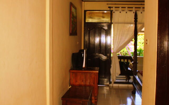 New Adirama Beach Hotel