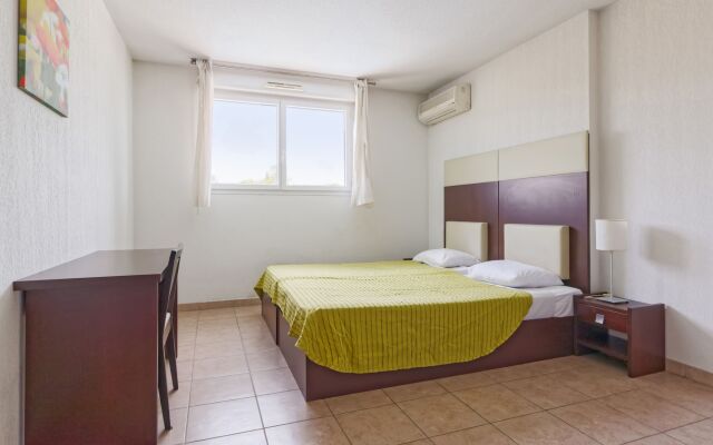 Comfort Aparthotel Six-Fours