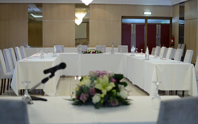 Sun Hall Hotel