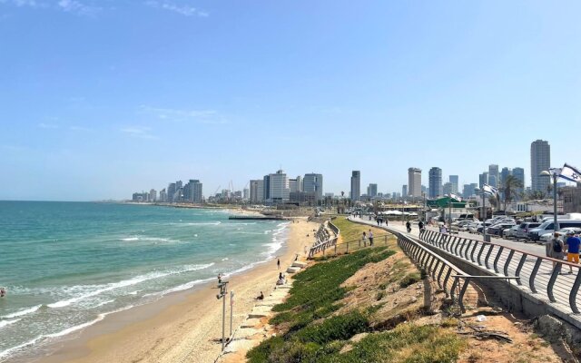 TEL Aviv - Sea Front Penthouse - 1604