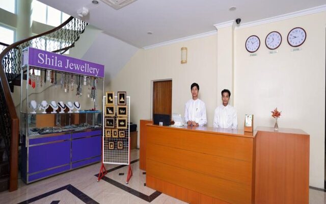 Apex Hotel