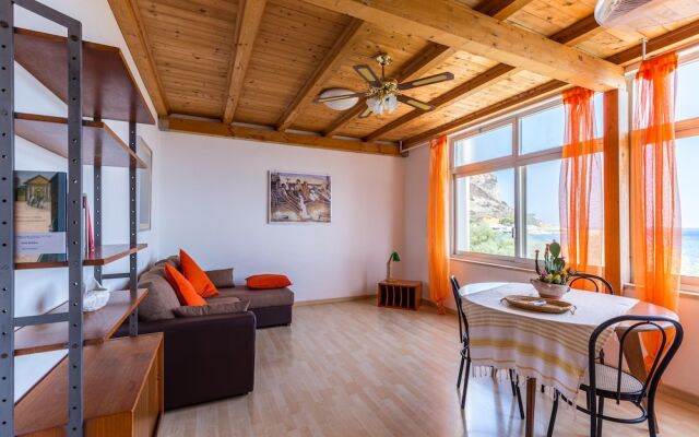 Seaview Apartment Capo Gallo East