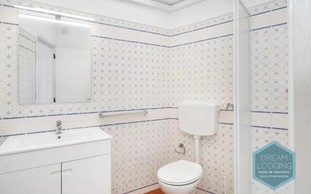 Artens 407 - Dream Lodging