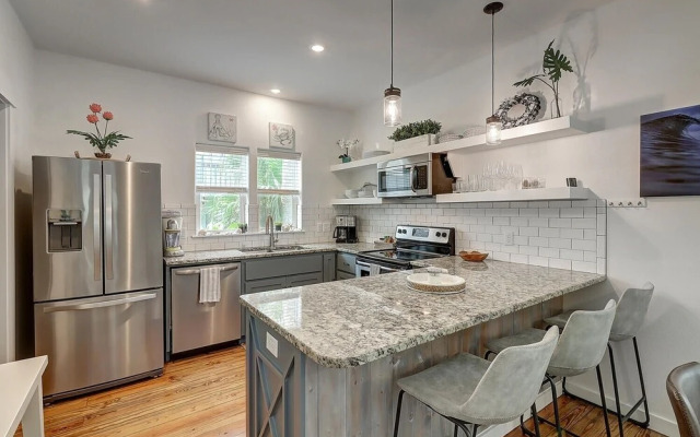 519wac 3 Bedroom Home by Redawning