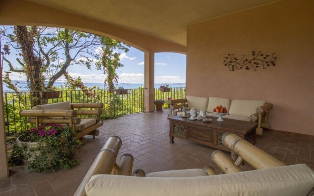 Nicoletta San Lorenzo Nuovo