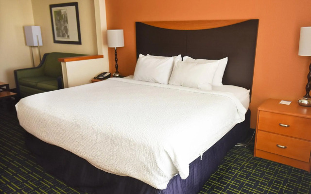 AmericInn by Wyndham Topeka