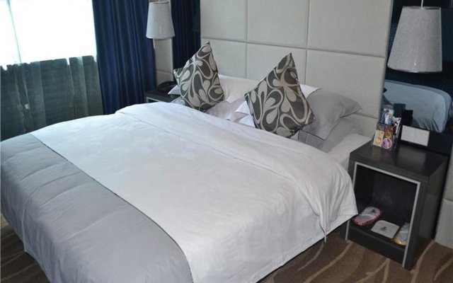 Super 8 Hotel Urumchi Renmin Cinema Branch – Guest Rooms – Urumqi