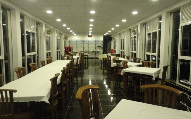 Punsisi Rest Hotel