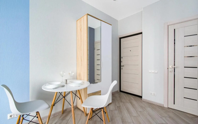 In an apartment on Novodmitrovskaya Street
